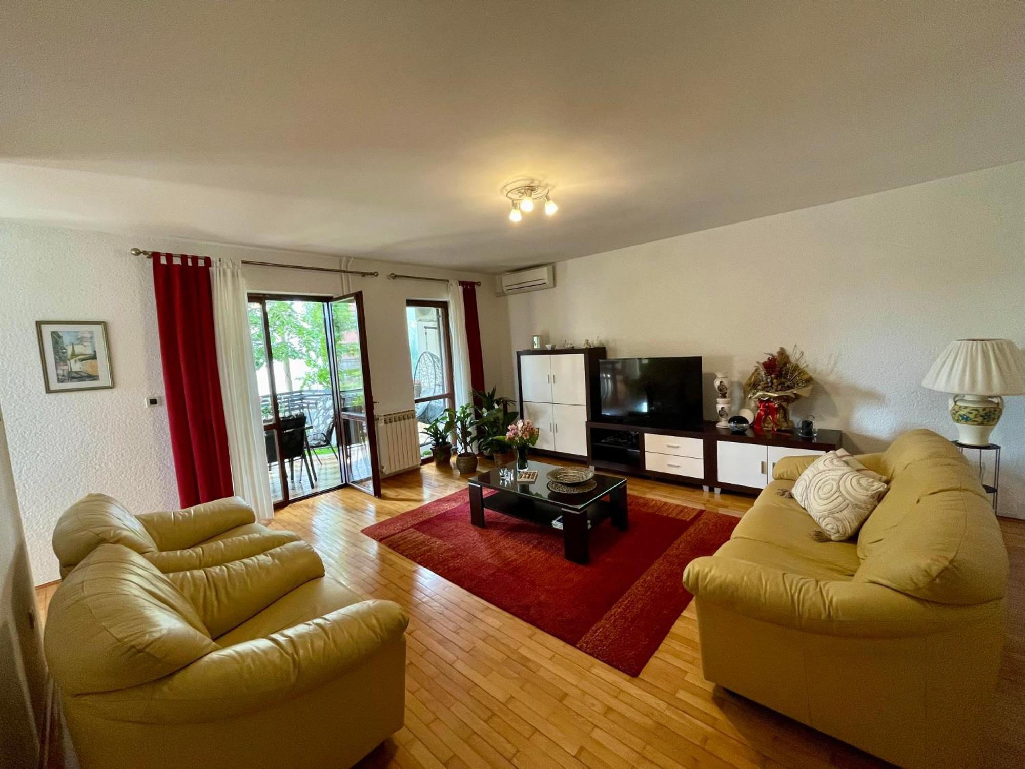 Apartment Adri روفينج المظهر الخارجي الصورة